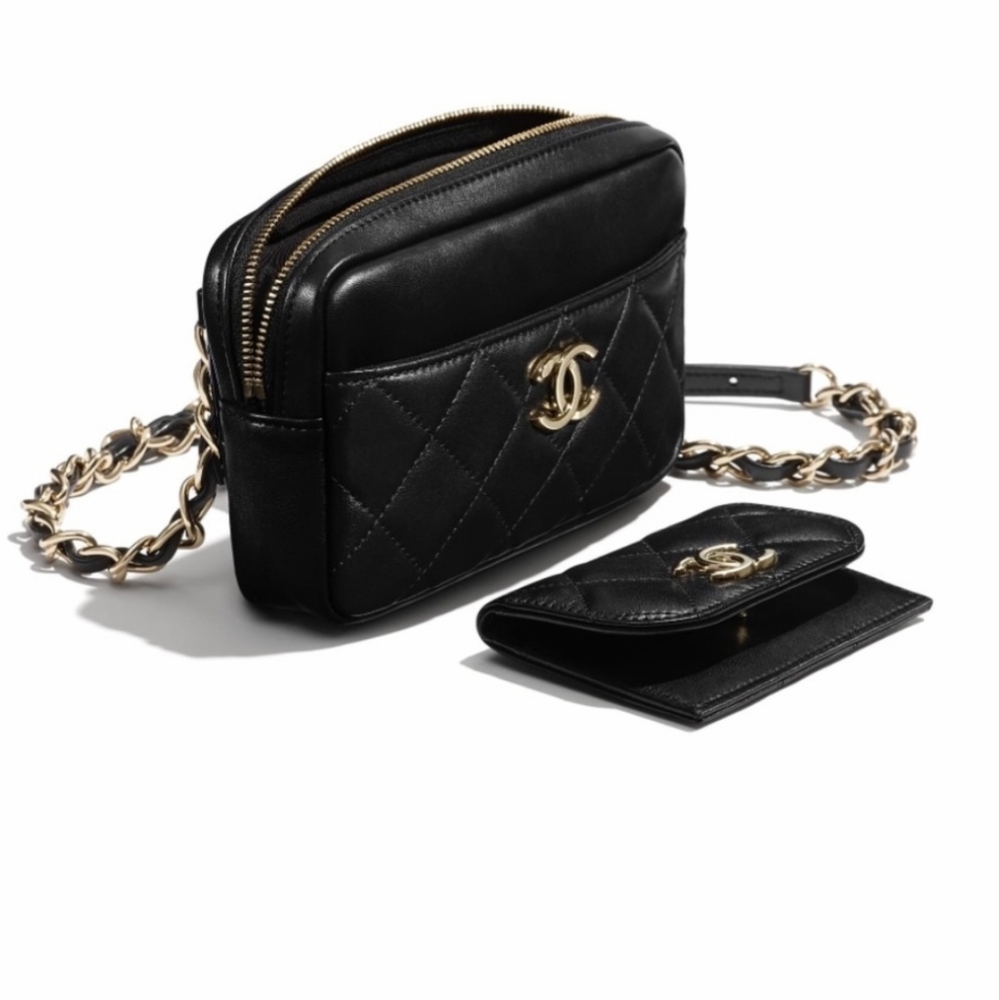 KYLIE JENNER'S 💕 Chanel Waist Bag!!